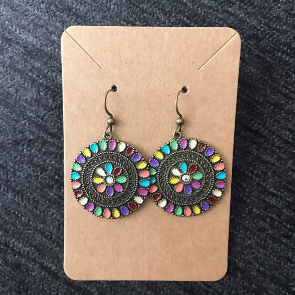 Flower style earrings
